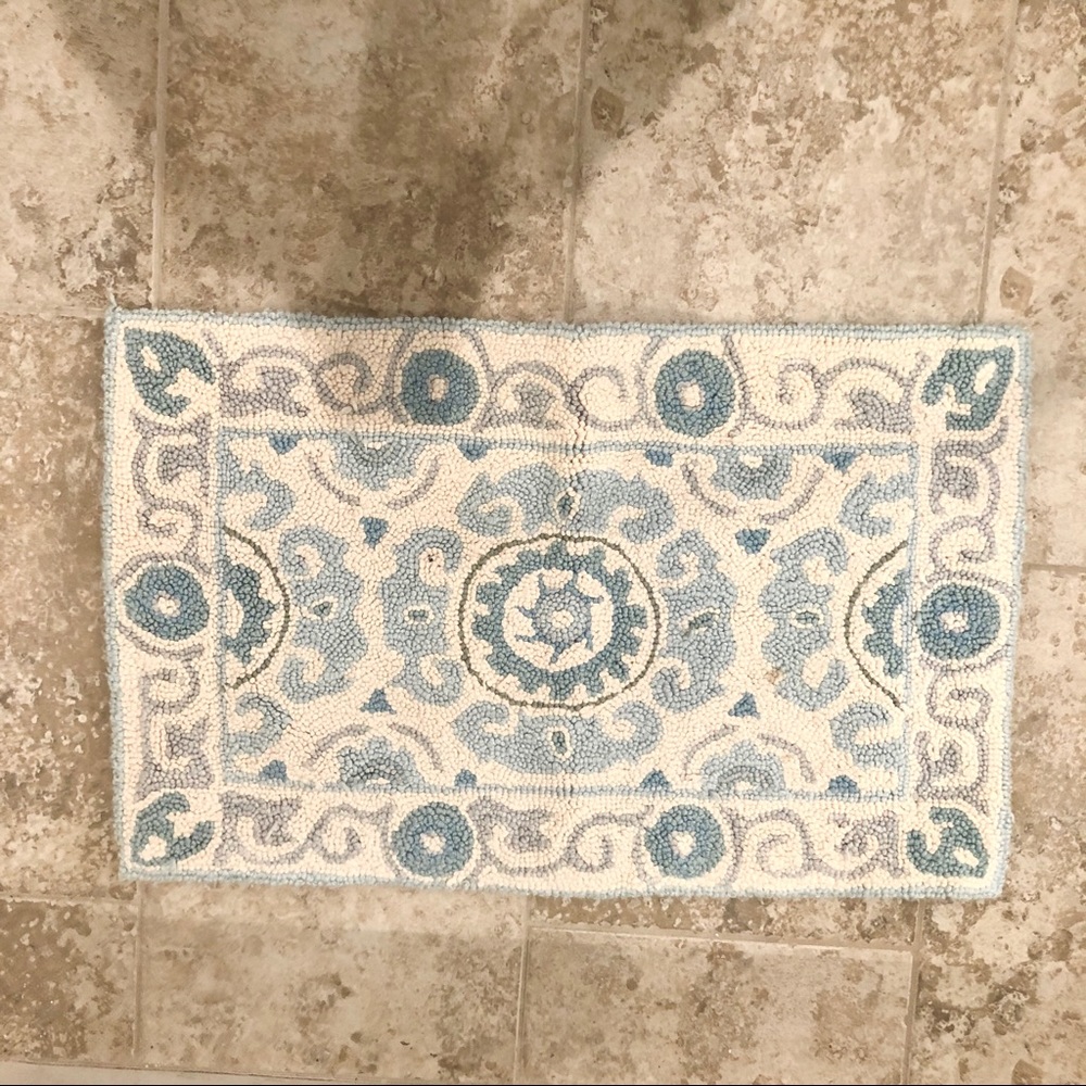 Blue pattern rug/doormat